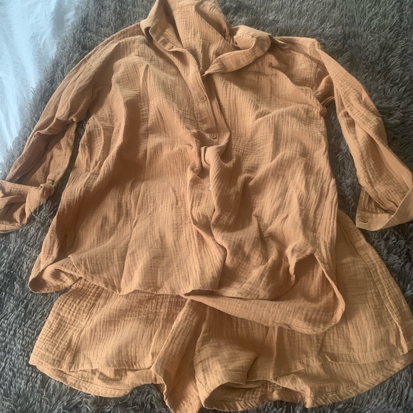 Tan 2 Piece Linen Set Top & Shorts M - Picture 2 of 5